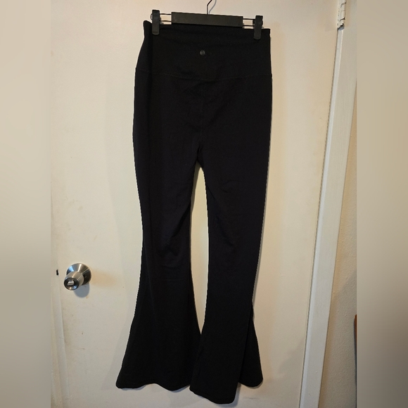 Yogalicious Black Crossover Waist Flare Yoga Pants Leggings - Picture 7 of 7